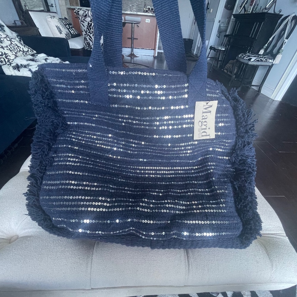 Magid Handbag collection knitted with silver sequence great quality NWT